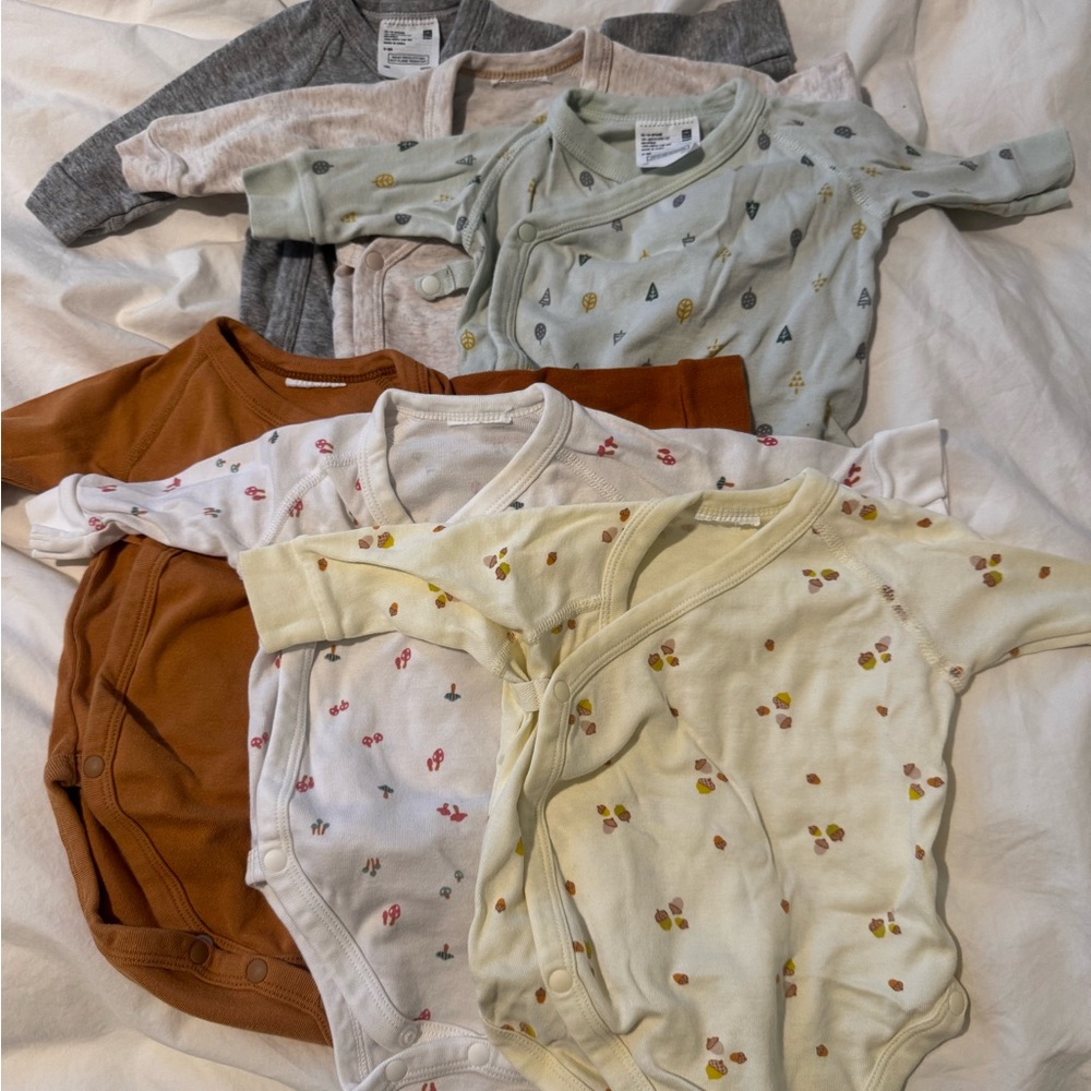 Uniqlo kimono body suits unisex 0-3m